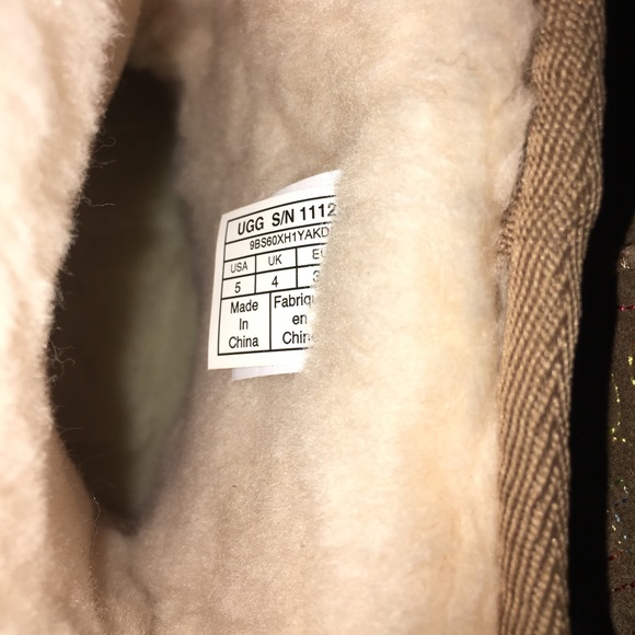 UGG - Picture 11 of 12
